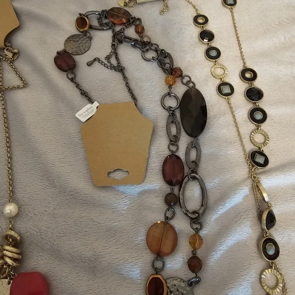 3 Lia Sophia Necklaces - Picture 5 of 7